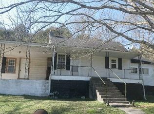 1990 Granville Hwy, Gainesboro, TN 38562