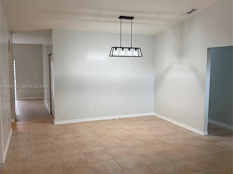 9128 SW 162nd Pl — Photo 5