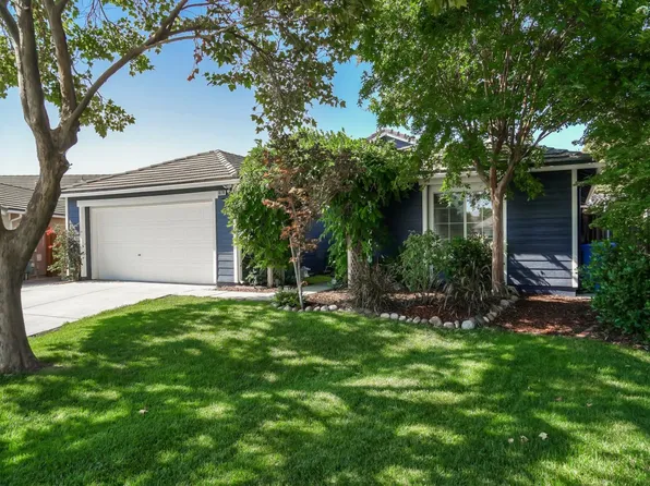 1070 Marne Dr, Hollister, CA 95023
