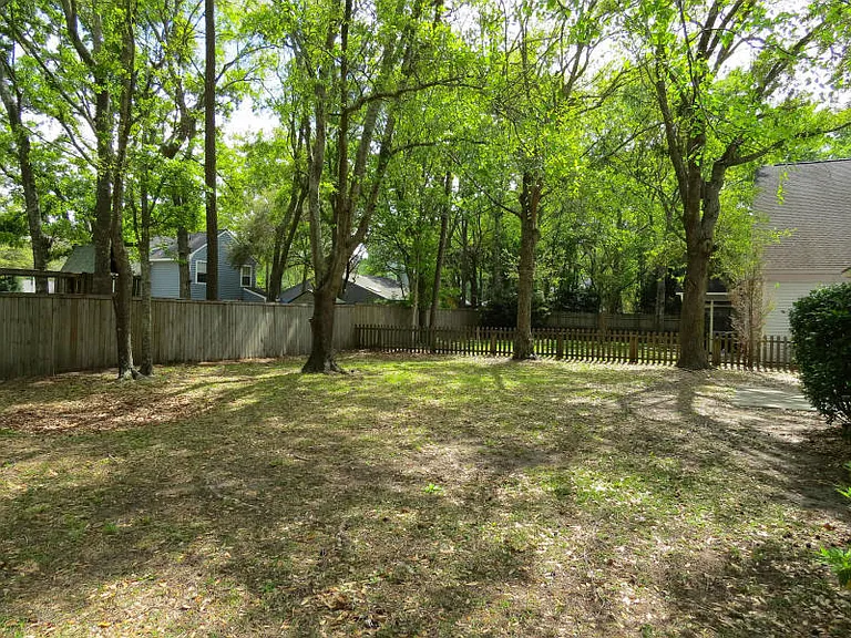 1918 Trimbleston Pl — Photo 10