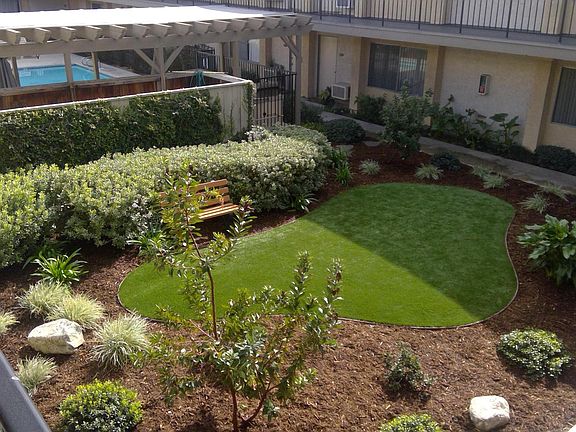 3rd image of 18615 Burbank Blvd APT 219