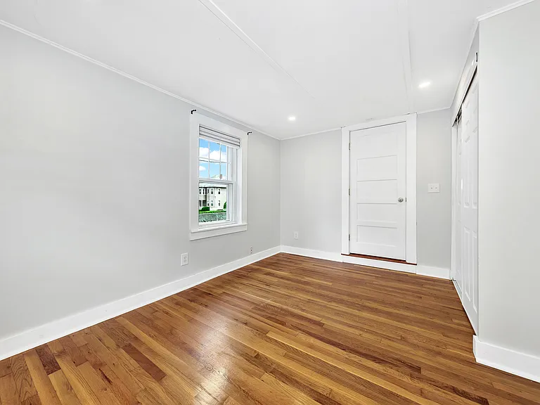 36 Marshall St #1 — Photo 7