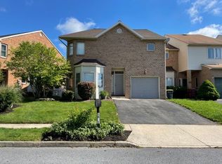 1671 Harding Cir, Whitehall, PA 18052