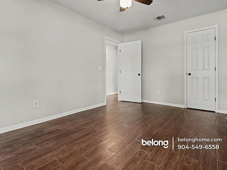 7641 Rain Forest Dr N — Photo 5