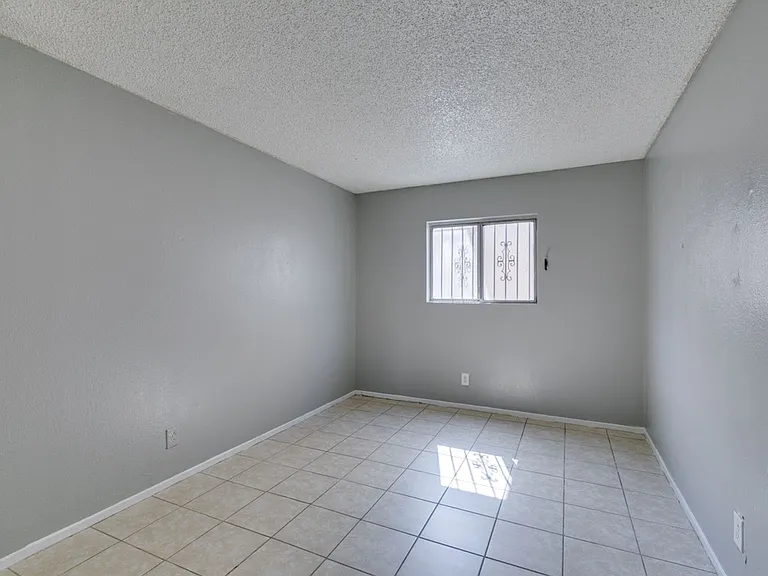 1641 N Lamont St #C — Photo 25