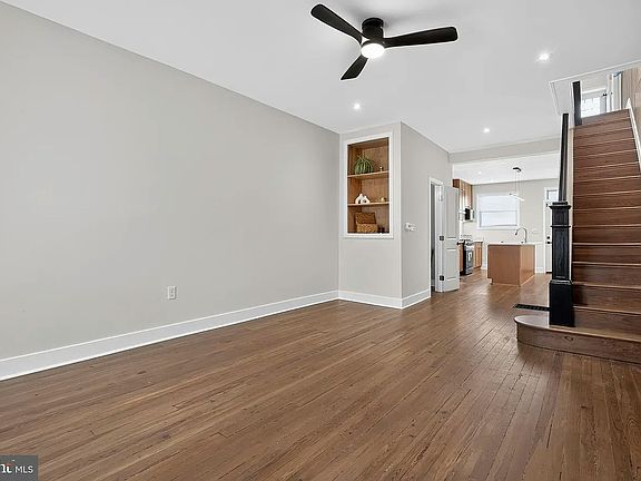 4th image of 3815 Foster Ave