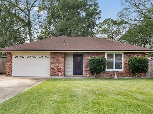 352 Davis Dr, Luling, LA 70070
