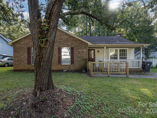 6825 Shiloh Ridge Ln, Charlotte, NC 28212