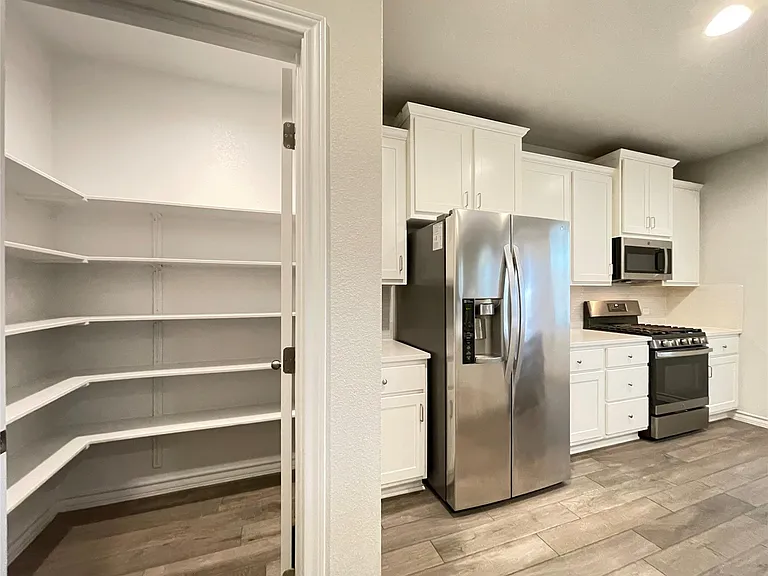 1603 Denesa Dr — Photo 7