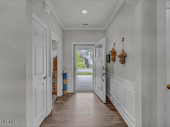 5th image of 4161 Druids Glen Dr