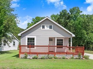 226 Fulcher Landing Rd, Sneads Ferry, NC 28460