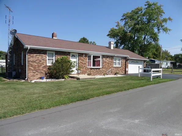 410 W Plum St, Van Buren, IN 46991