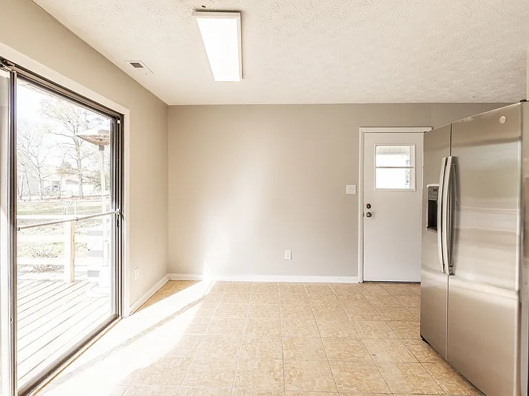 3636 Metric Dr — Photo 9