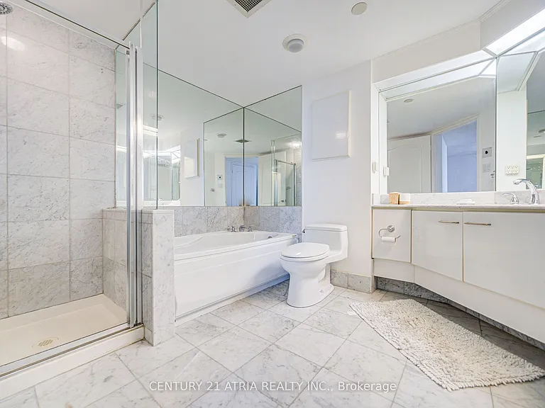 38 Elm St #2715 — Photo 35