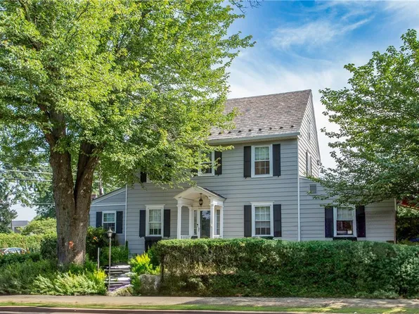105 Wilson Ave, Hellertown, PA 18055