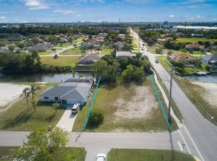 1926 SW 30th Ter, Cape Coral, FL 33914