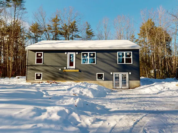 33 Mallard Drive, Limerick, ME 04048