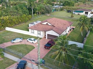 18575 SW 216th St, Miami, FL 33170