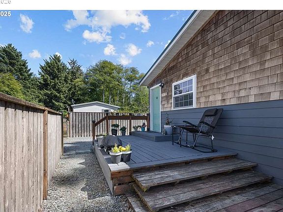 2nd image of 8365 Stark St