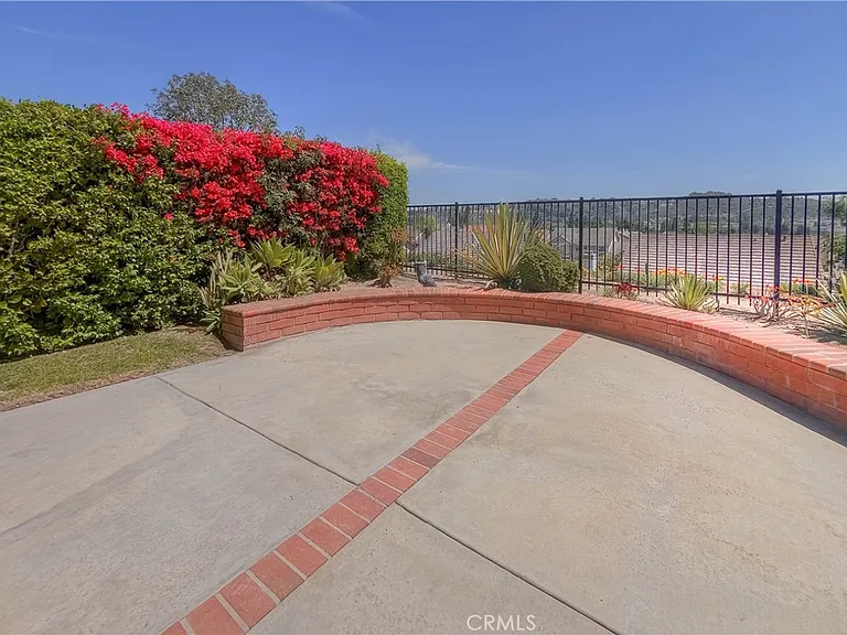 16140 Ridgeview Ln — Photo 20