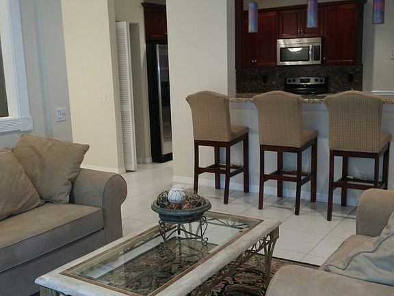 4th image of 712 Vista Meadows Dr