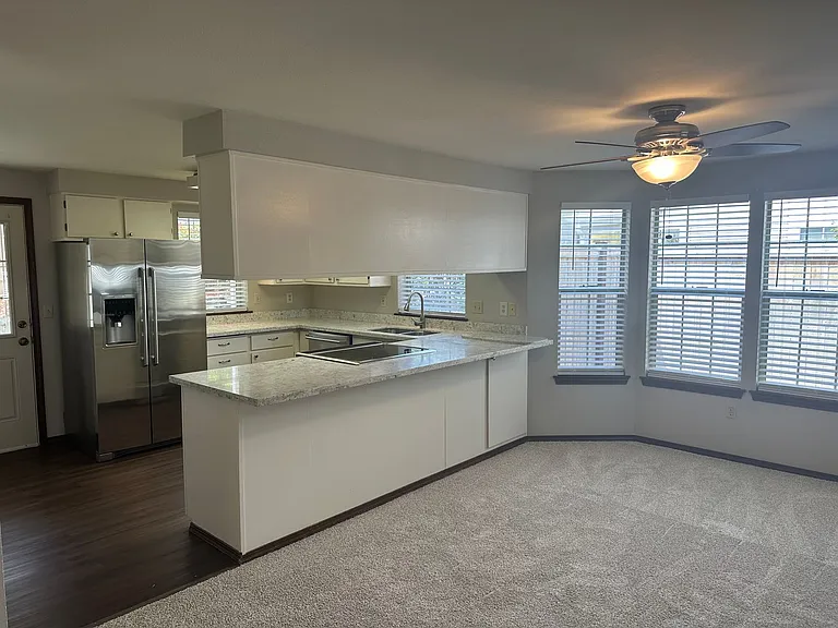 5710 N 21st St #10 — Photo 7