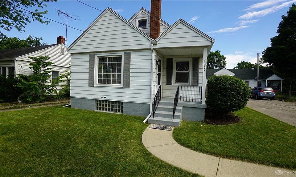 1st image of 1239 Donald Ave