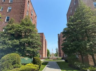 70 Locust Ave APT B508, New Rochelle, NY 10801
