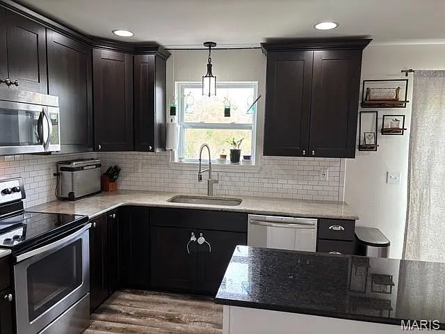 2617 Lauren Lake Dr — Photo 5