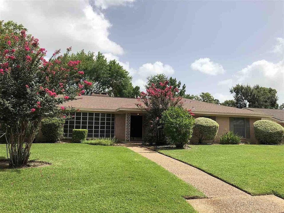 1st image of 5770 Fleetwood Ln