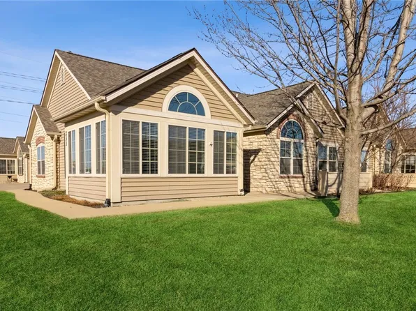 3305 SE Glenstone Dr Unit 233, Grimes, IA 50111