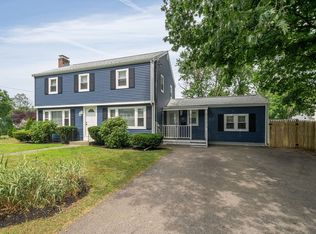 33 Gates Ave, Hudson, MA 01749