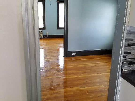 2nd image of 34-34A Dyer Ave