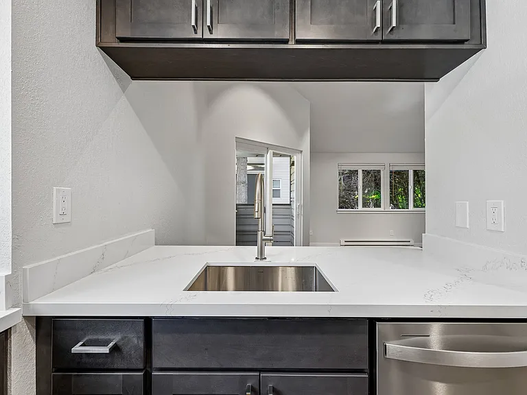 12607 NE 119th St #5 — Photo 9