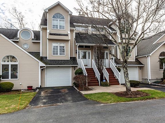 2nd image of 12 Canary Ct Unit 49