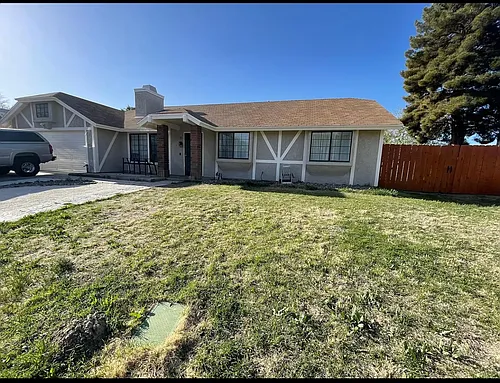 1832 W Avenue K11 Photo 1