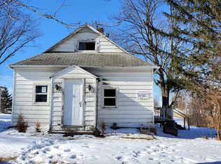 9093 Newton St, Grinnell, IA 50112