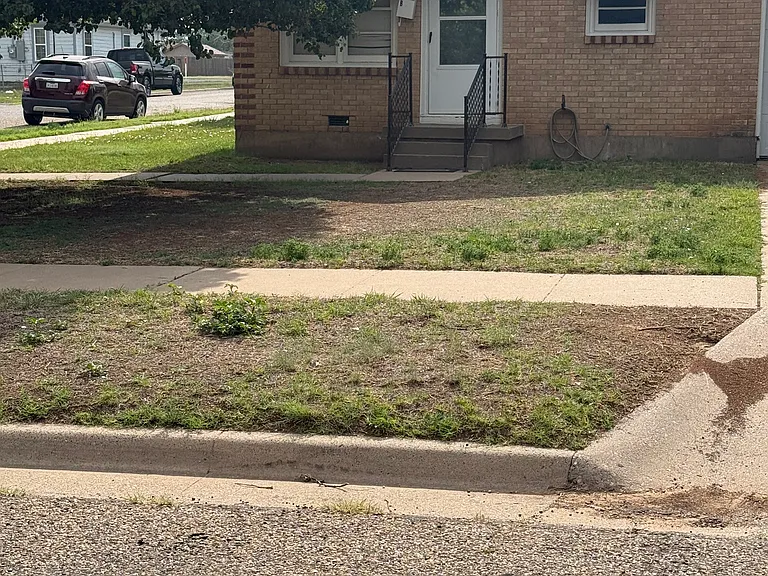 101 N Palo Duro St #B — Photo 1