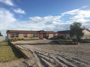 1503 Seguine Rd, Carlsbad, NM 88220