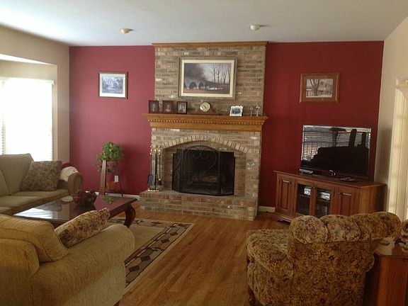 4th image of 407 Whitebird Ct