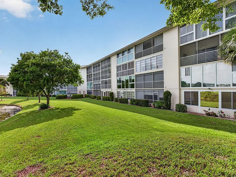 3205 Portofino Point #C2 — Photo 49