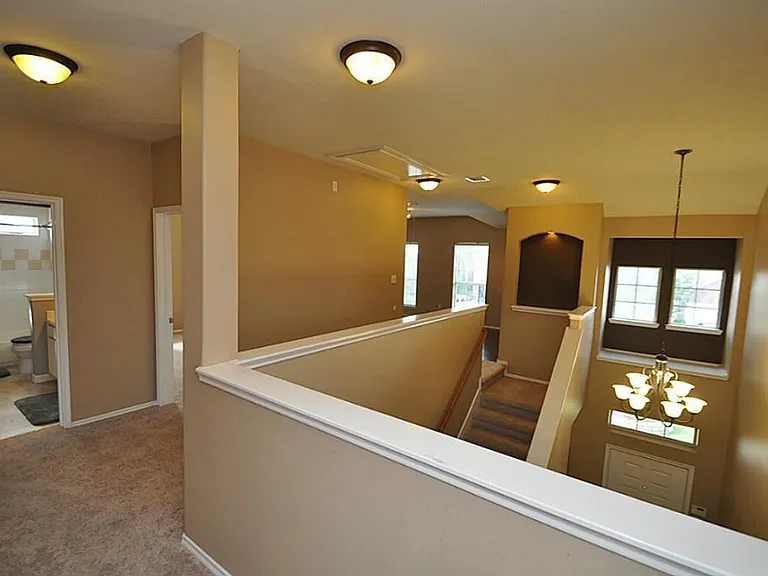 2931 Silver Landing Ln — Photo 30
