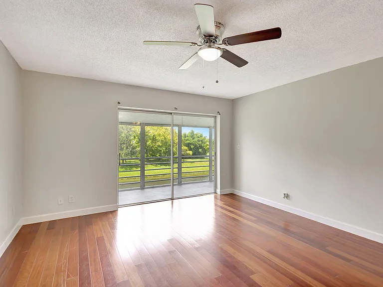 10789 N Military Trl #6 — Photo 10