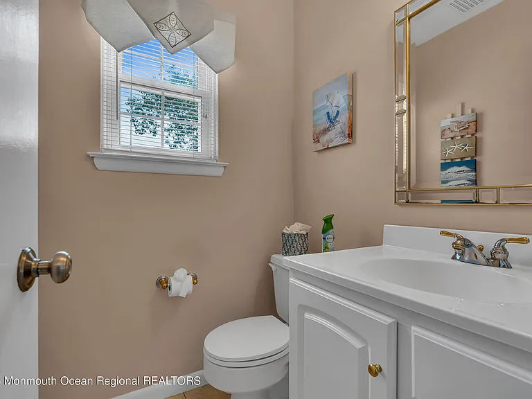 15 Linden Dr — Photo 7