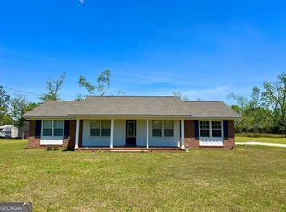 55 3rd Ave, Hazlehurst, GA 31539