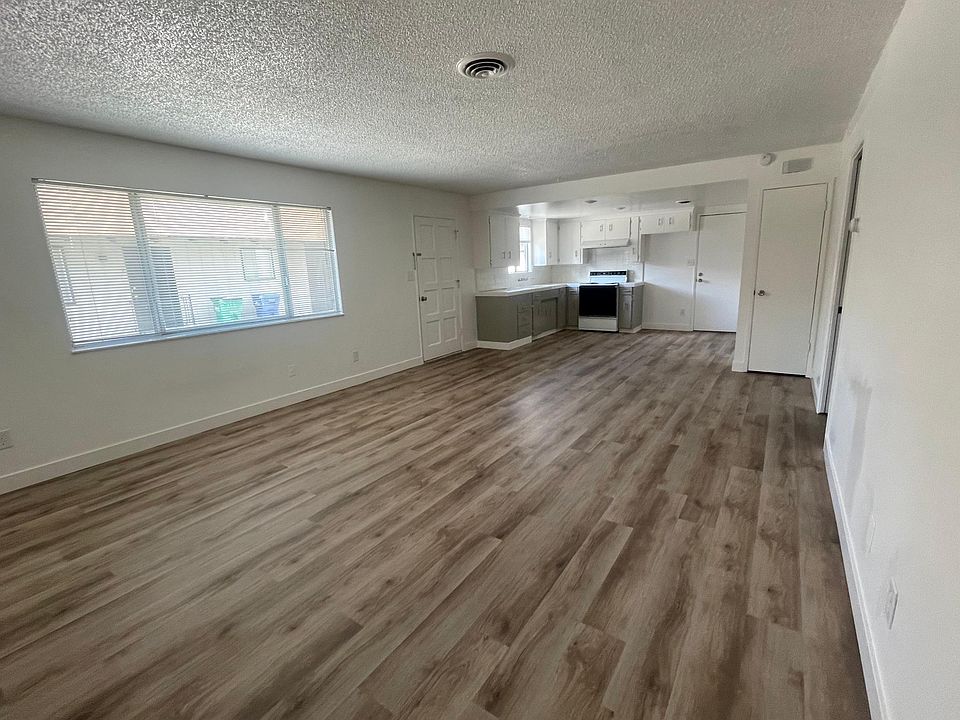 1st image of 1615 W Lockeford St #5