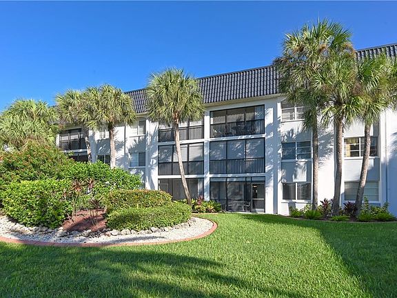 3rd image of 5600 Beach Way Dr APT 105