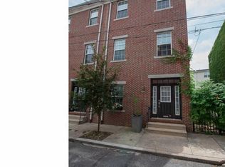 916 Hall St, Philadelphia, PA 19147