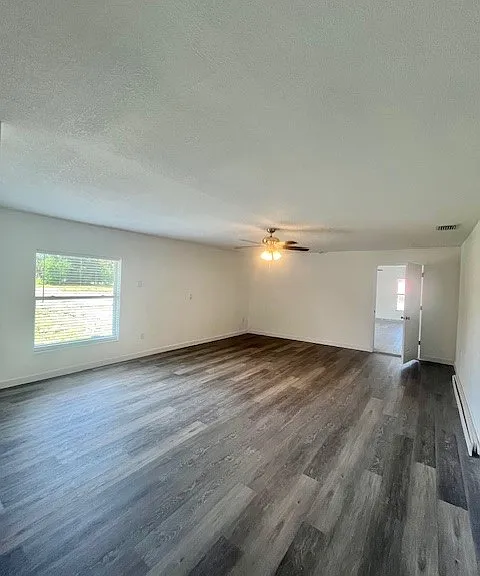 705 E Virginia Ave — Photo 9