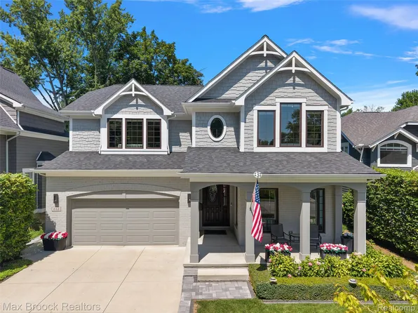 612 7th St, Rochester, MI 48307